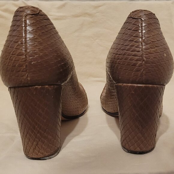 Talbots Gold Snake Skin Open Toe Leather 4 inch Heels size 7 1/2 - Picture 3 of 7